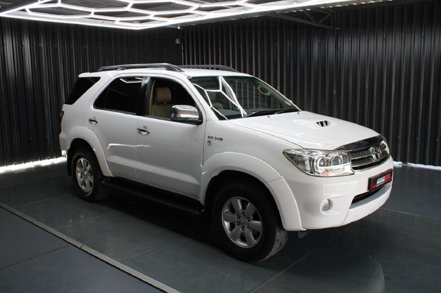 2010 Toyota Fortuner 3.0 D-4D Raised Body Auto