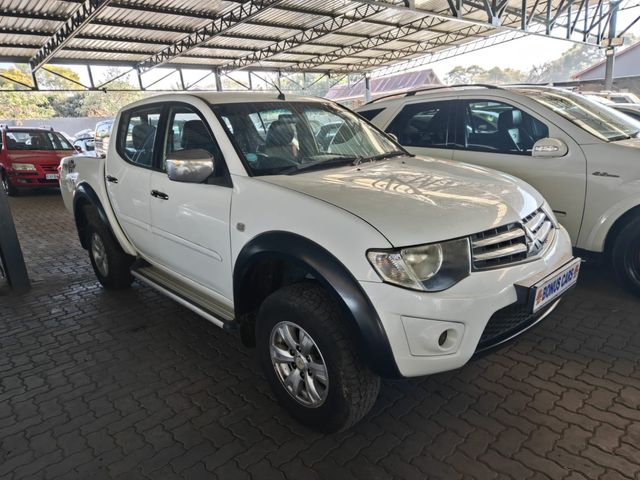 2012 Mitsubishi Triton 2.4 MPi Double-Cab