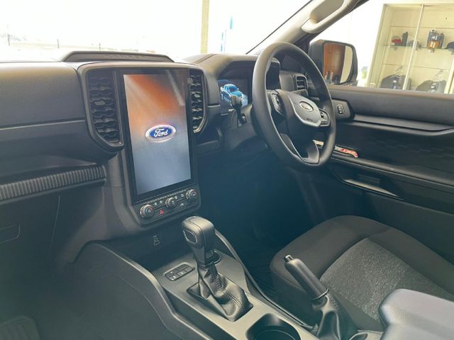 2026 Ford Ranger 2.0D Sit Xl Auto Super-Cab, photo 3