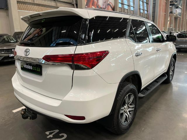 2019 Toyota Fortuner 2.4 GD-6 Raised Body Auto, photo 3