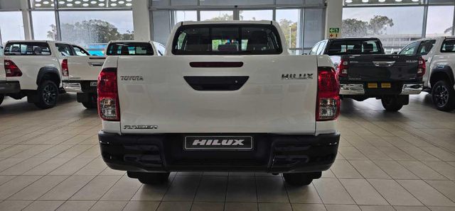 2026 Toyota Hilux 2.4 GD-6 Raised Body Raider Double-Cab, photo 2