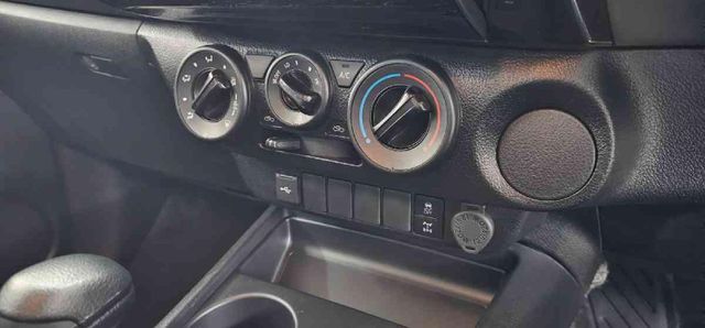 2026 Toyota Hilux 2.4 GD-6 Raised Body Raider Double-Cab, photo 5