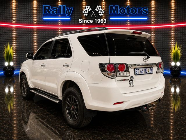 2014 Toyota Fortuner 3.0 D-4D Raised Body, photo 4