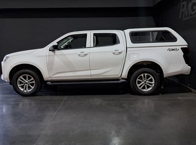 2023 Isuzu D-Max 1.9 DDI LS 4x4 Auto Double-Cab, photo 4