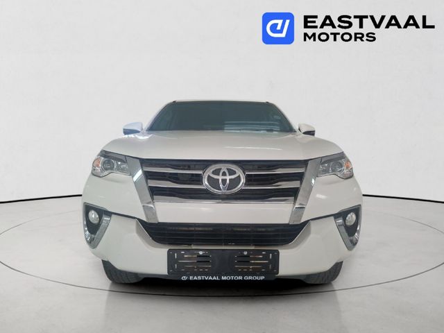 2019 Toyota Fortuner 2.4 GD-6 Raised Body Auto, photo 2