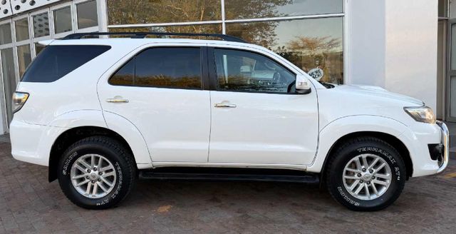 2014 Toyota Fortuner 3.0 D-4D Raised Body, photo 3
