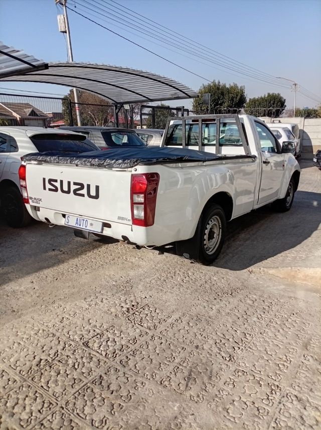 2022 Isuzu D-Max 250 HO LE Single-Cab, photo 4