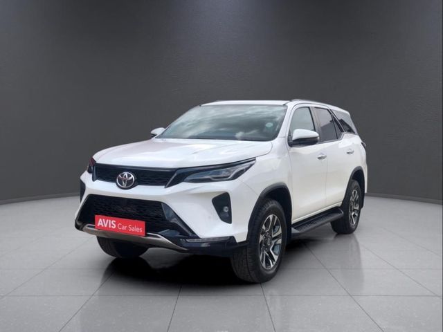 2025 Toyota Fortuner 2.4 GD-6 R/B Auto, photo 3