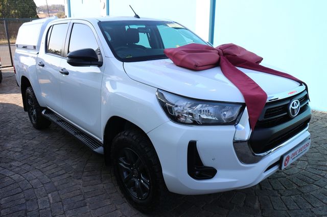 2021 Toyota Hilux 2.4 GD-6 SRX 4x4 Auto Double-Cab, photo 3