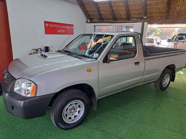 2017 Nissan NP300 2.5 TDi LWB Single-Cab