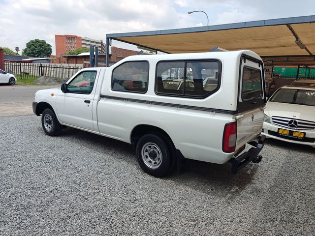 2017 Nissan NP300 2.0i LWB Single-Cab, photo 3