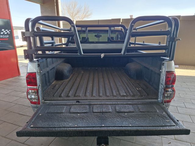 2015 Toyota Hilux 3.0 D-4D Legend 45 Xtra-Cab, photo 5