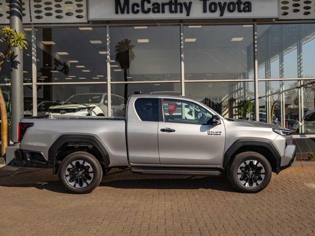 2026 Toyota Hilux 2.8 GD-6 RB Raider X 4x4 Auto Extended Cab, photo 4