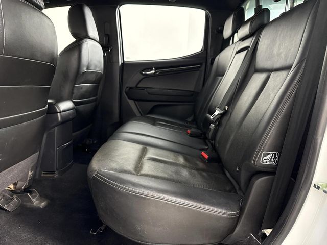 2021 Isuzu D-Max 300 LX Double-Cab, photo 4