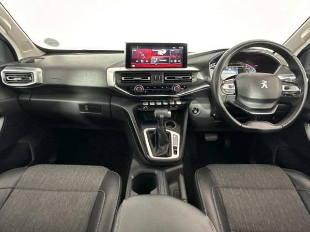 2024 Peugeot Landtrek 1.9D Allure Double Cab Auto, photo 2