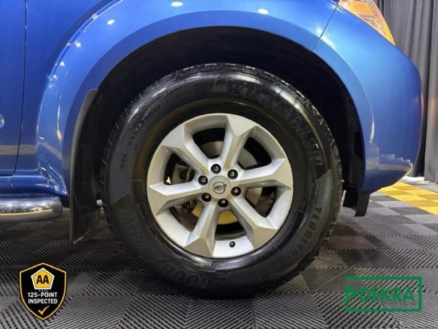 2011 Nissan Navara 4.0 V6 LE Double-Cab, photo 3