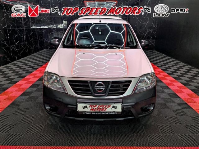 2019 Nissan NP200 1.6 A/C Safety Pack, photo 2