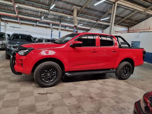 2023 Isuzu D-Max 1.9 DDI HR X-Rider 4x4 Auto Double-Cab, photo 3