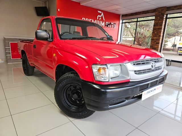 2002 Toyota Hilux 2000 SWB Single-Cab