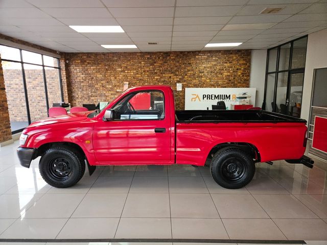 2002 Toyota Hilux 2000 SWB Single-Cab, photo 4
