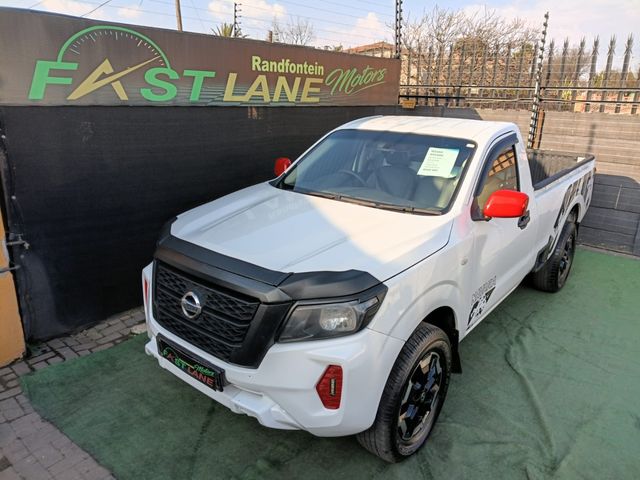 2022 Nissan Navara 2.5 DE XE Single-Cab, photo 2