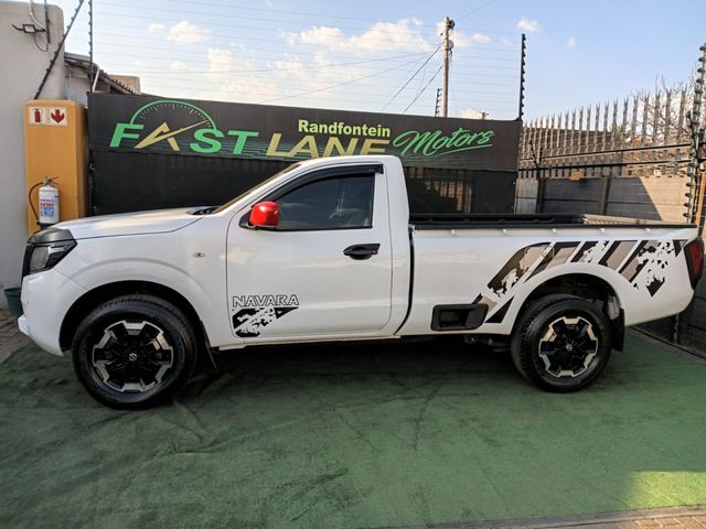 2022 Nissan Navara 2.5 DE XE Single-Cab, photo 3