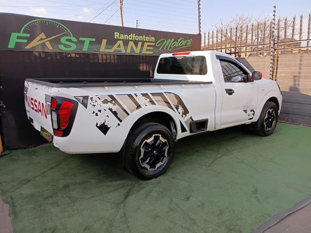 2022 Nissan Navara 2.5 DE XE Single-Cab, photo 5