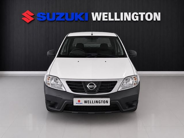 2022 Nissan NP200 1.6 A/C Safety Pack, photo 4