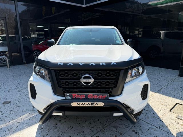 2025 Nissan Navara 2.5D XE Double-Cab, photo 2
