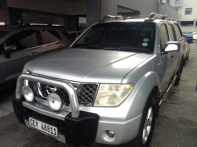 2008 Nissan Navara 4.0 V6 Auto 4x4 Double-Cab, photo 2