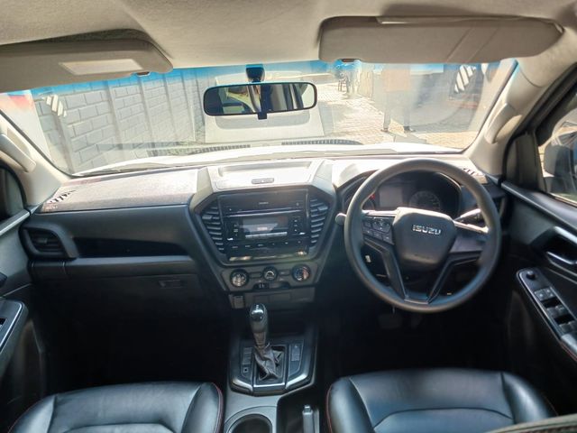 2023 Isuzu D-Max 1.9 DDI HR LS Auto Double-Cab, photo 4