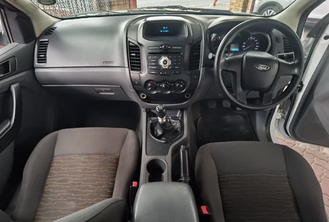 2015 Ford Ranger 2.2 TDCi XL Double-Cab, photo 2