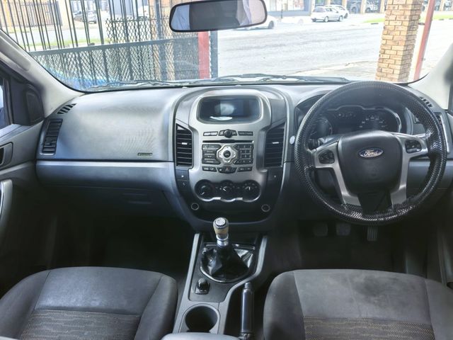 2015 Ford Ranger 2.2 TDCi XLS 4x4 Double-Cab, photo 2
