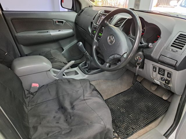 2009 Toyota Hilux 3.0 D-4D Raider 4x4 Double-Cab, photo 3