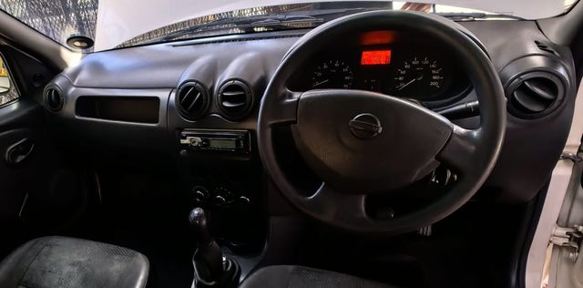 2013 Nissan NP200 1.6, photo 2