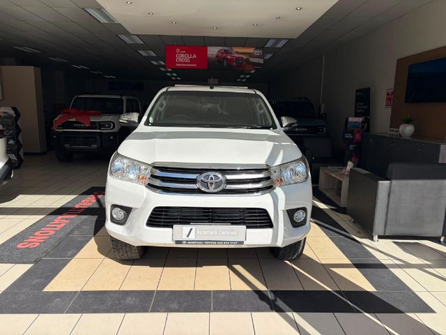 2016 Toyota Hilux 2.8 GD-6 Raider 4x4 Double-Cab Auto, photo 3