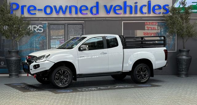 2020 Isuzu D-Max 300 LX Auto Extended Cab, photo 2