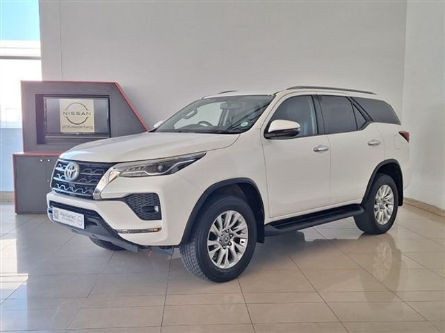 2022 Toyota Fortuner 2.8 GD-6 Raised Body Auto, photo 3