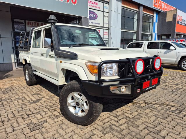 2019 Toyota Land Cruiser 79 4.5 D Namib Double-Cab