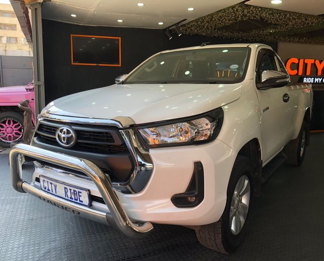 2016 Toyota Hilux 2.7 VVTi Raised Body SRX Single-Cab
