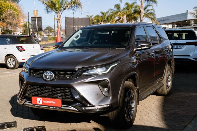 2025 Toyota Fortuner 2.4 GD-6 R/B Auto, photo 2