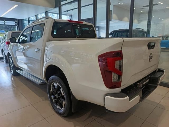 2025 Nissan Navara 2.5D LE 4X2 Double Cab Auto, photo 3