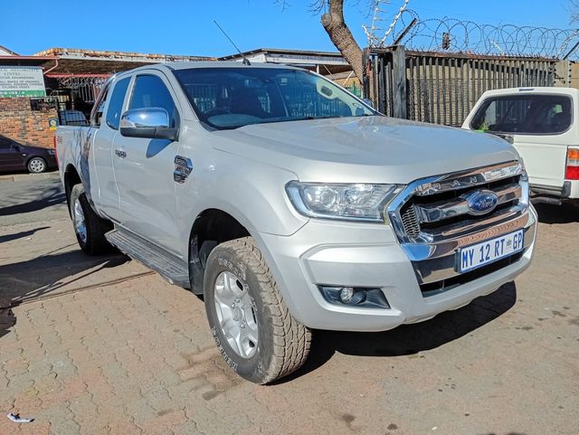 2017 Ford Ranger 3.2 TDCi XLT 4x4 Auto SuperCab, photo 2