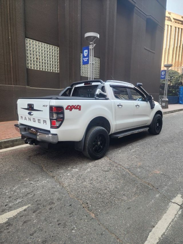 2016 Ford Ranger 3.2 TDCi XLT Auto Double-Cab, photo 3