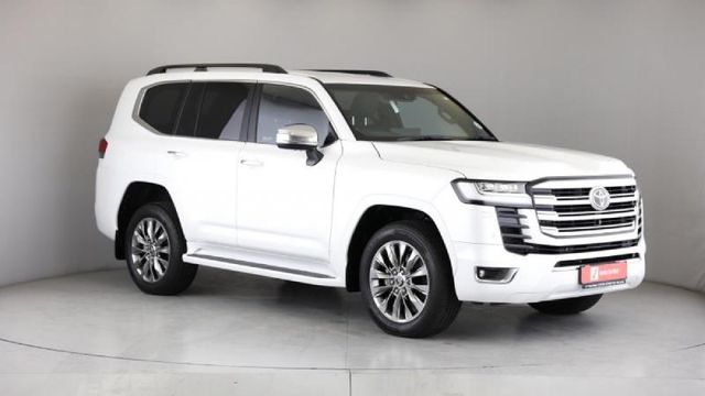 2022 Toyota Land Cruiser 300 V6 3.3 D ZX