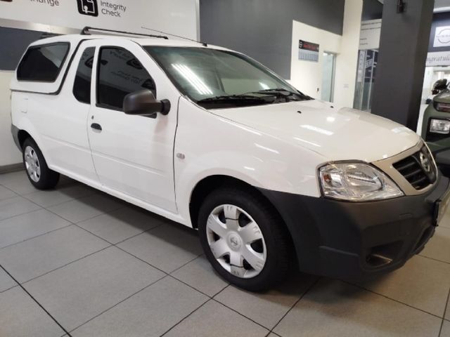 2022 Nissan NP200 1.6