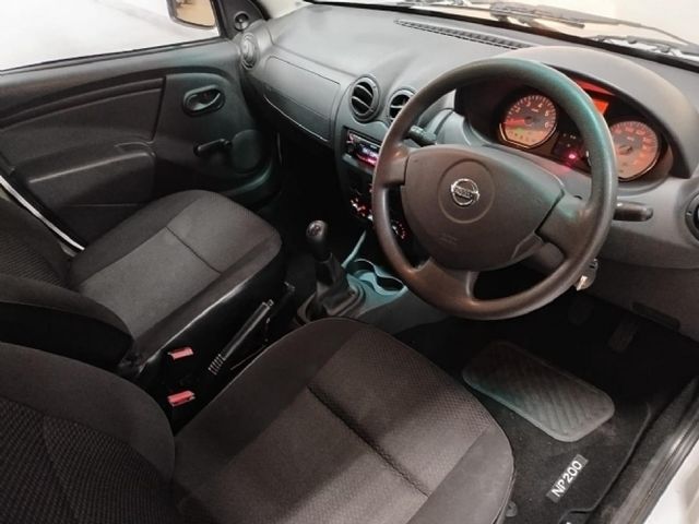 2022 Nissan NP200 1.6, photo 3