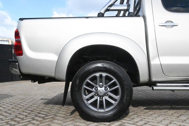 2013 Toyota Hilux 2.7 VVTi Raider Raised Body Double-Cab, photo 4
