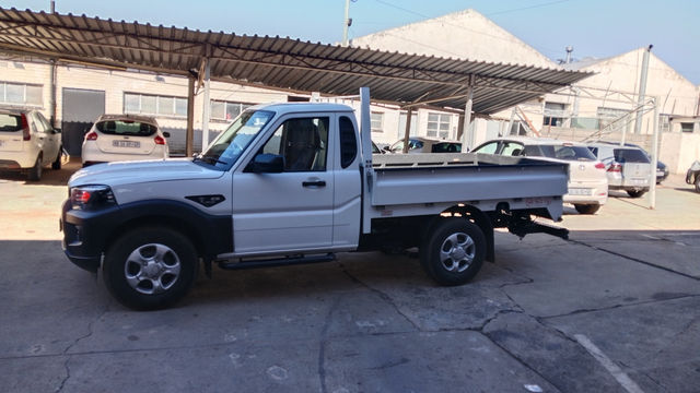 2022 Mahindra Pik Up 2.2 mHawk S4 Dropside, photo 4