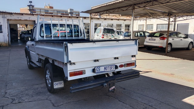 2022 Mahindra Pik Up 2.2 mHawk S4 Dropside, photo 5